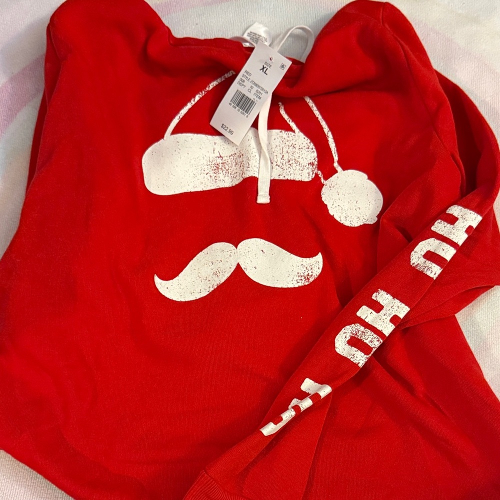 Women’s Holiday Sweater 🎄